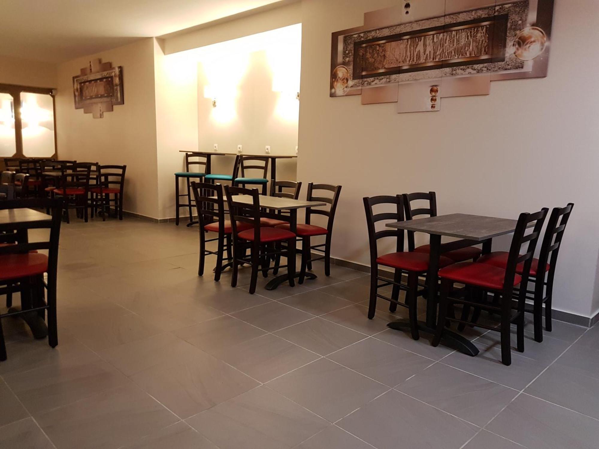 Nevers Hotel Exterior foto